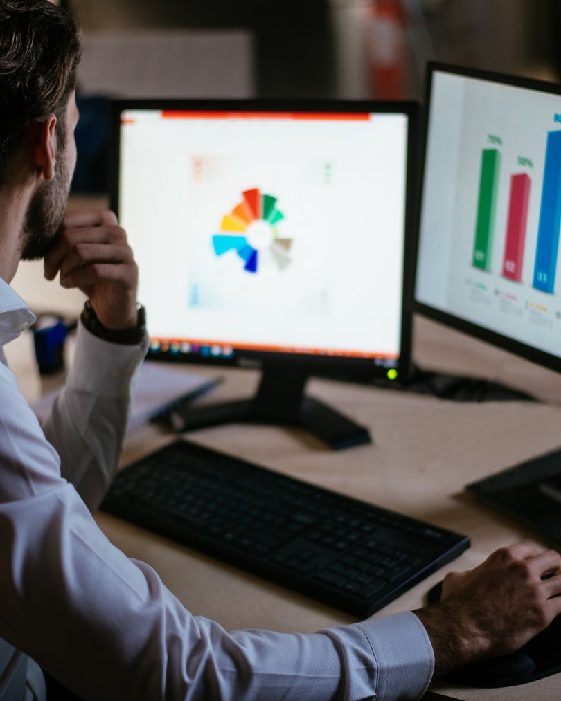 onde posso contratar serviços profissionais de SEO